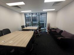 Robinson 77 (D1), Office #539417411